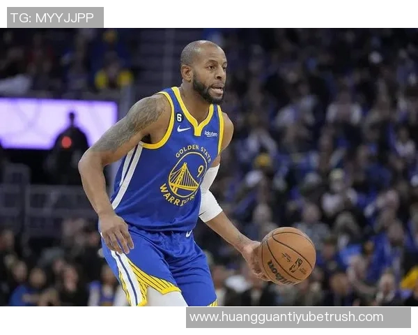 伊戈达罗表现出色22分钟内高效贡献12分3板3帽展现实力